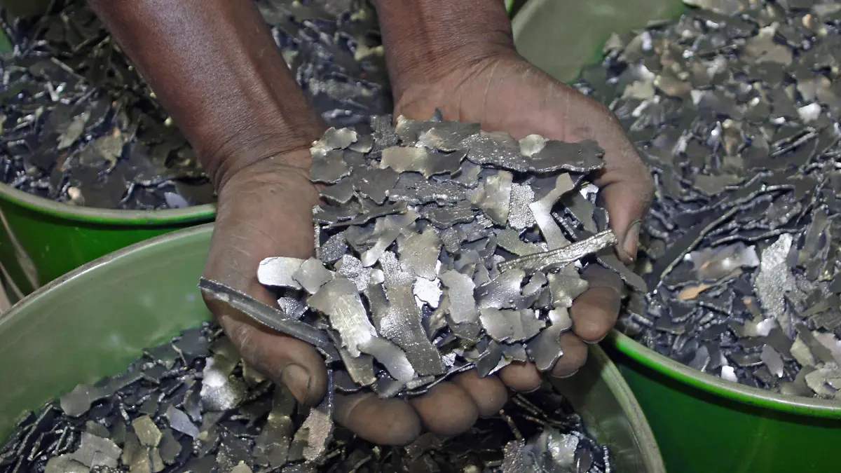 Gesundheitslexikon: Cobalt ist ein dem Eisen und dem Nickel ähnliches Schwermetall, das zu den Elementen der 8. Nebengruppe gehört.