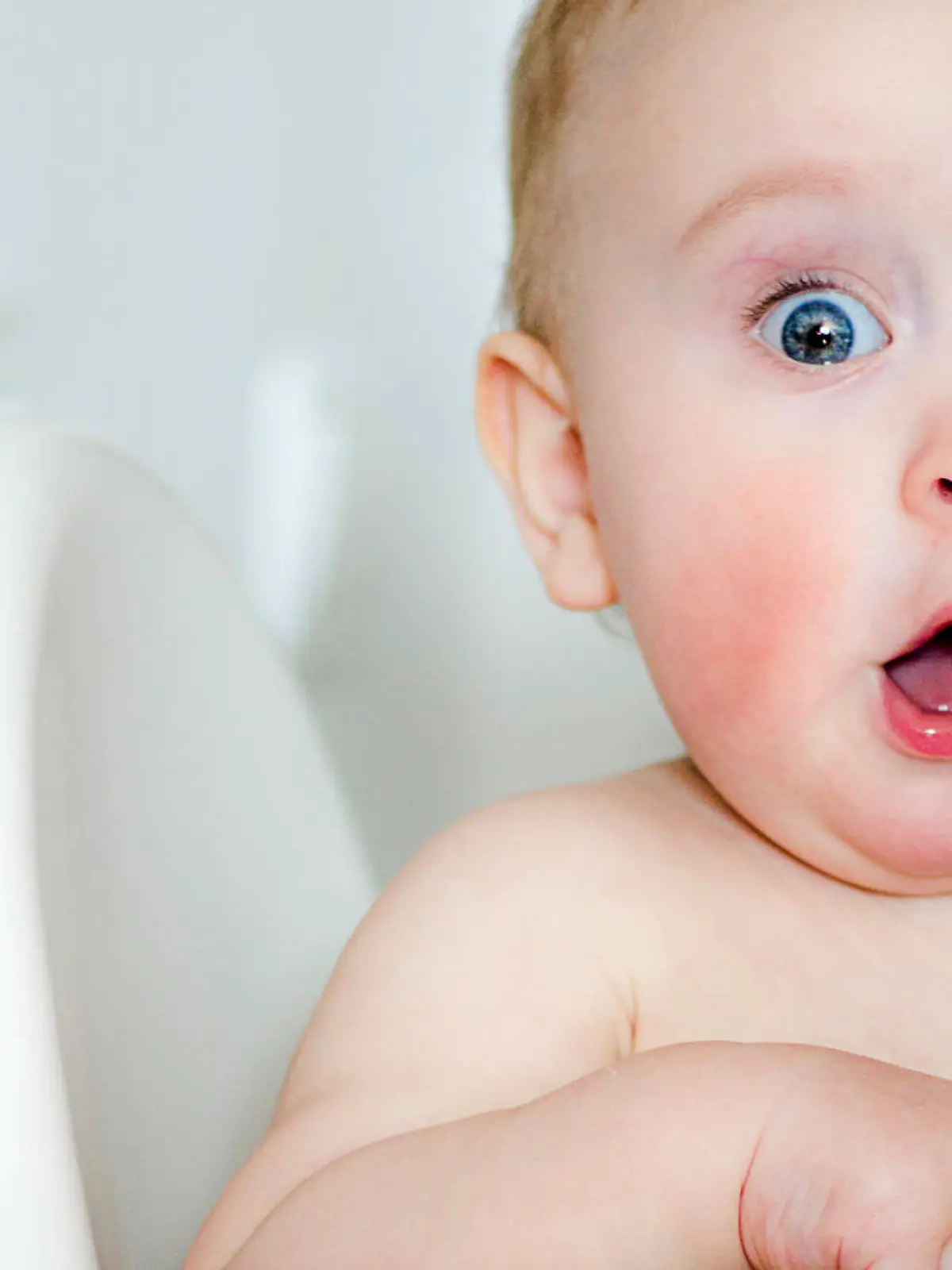 child's eyes widened and mouth opened in amazement. copy space for your text