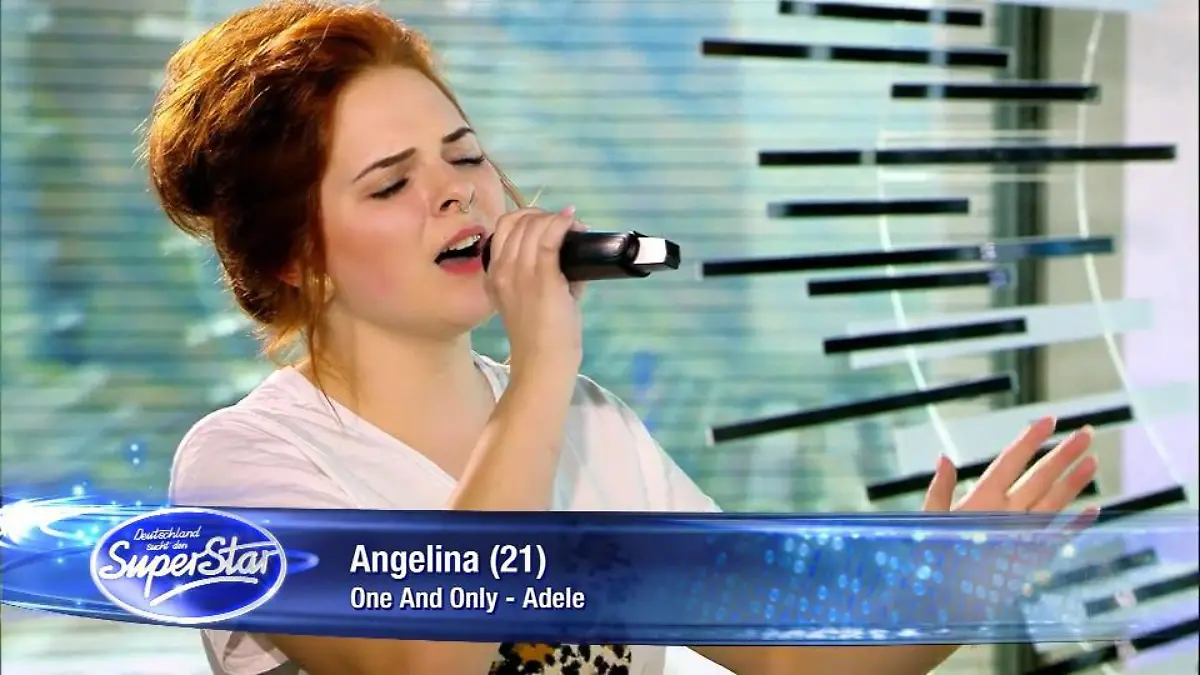 Angelina Mazzamurro bekommt "12 mal Ja!" Friseurin mit der "göttlichen Stimme"