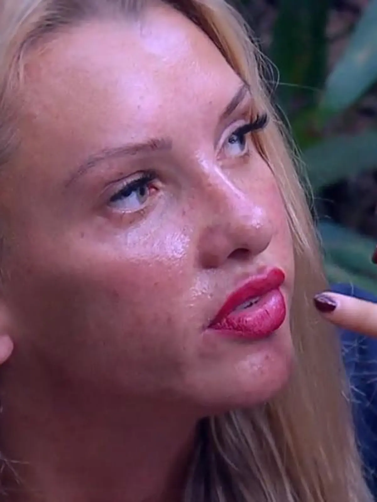 evelyn lippen finger