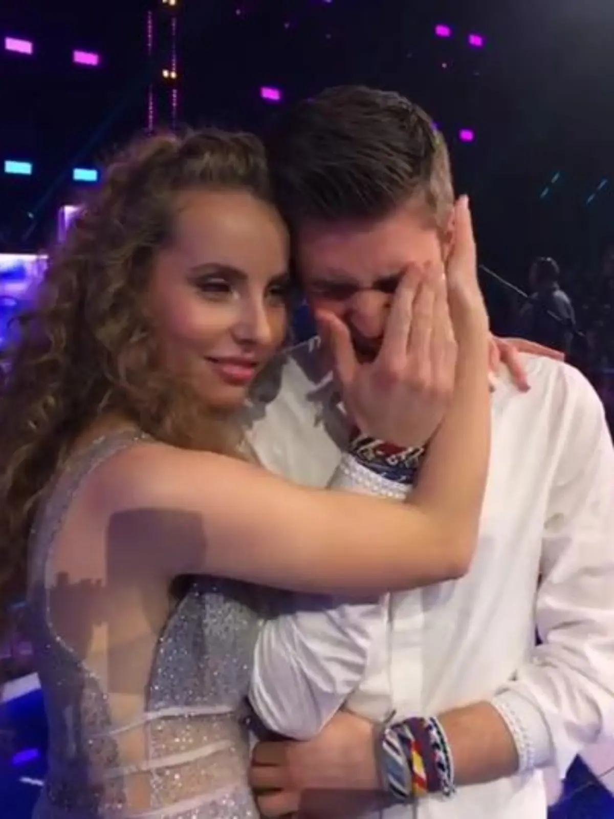 Bild zu: "Gefühlsausbruch bei Clarissa & Taylor"