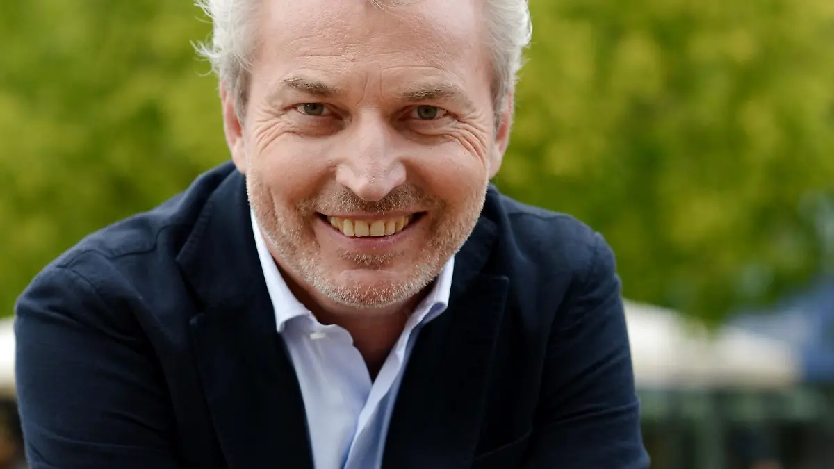 Dr. Michael Winterhoff