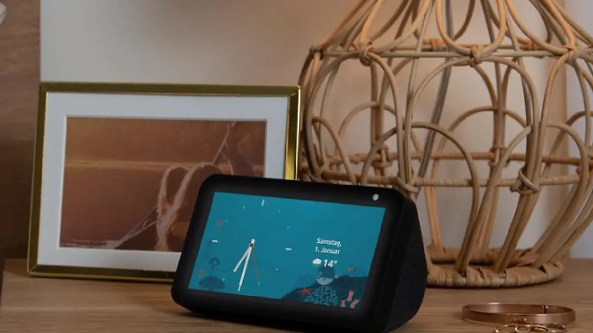 Wie alle neuen Echo-Modelle verfügt auch der Echo Show 5 über das neue Smart Home Dashboard