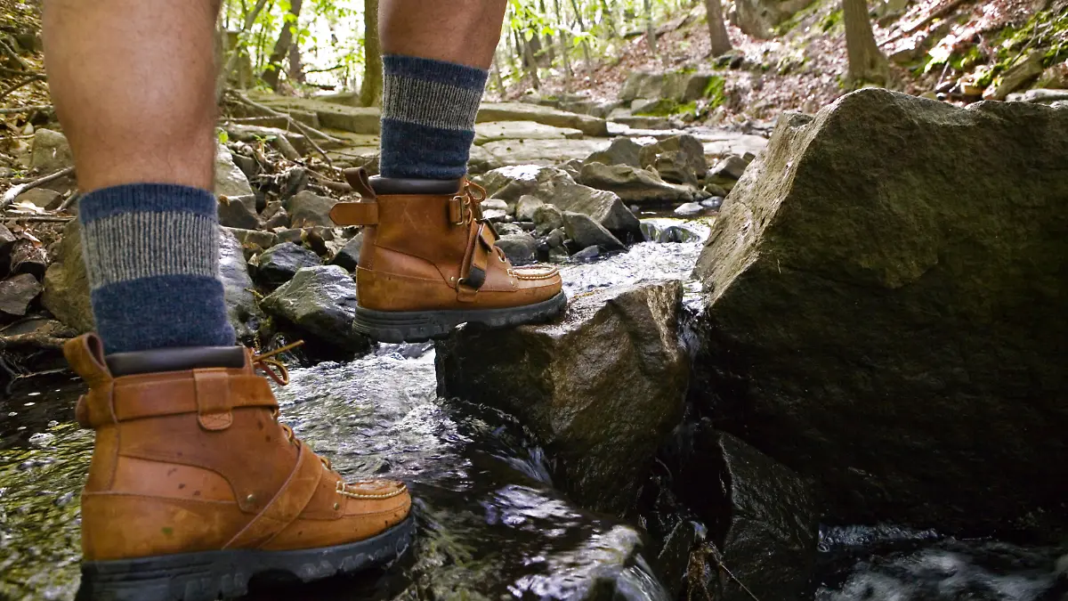 Falsche Socken beim Wandern können sehr unangenehm werden