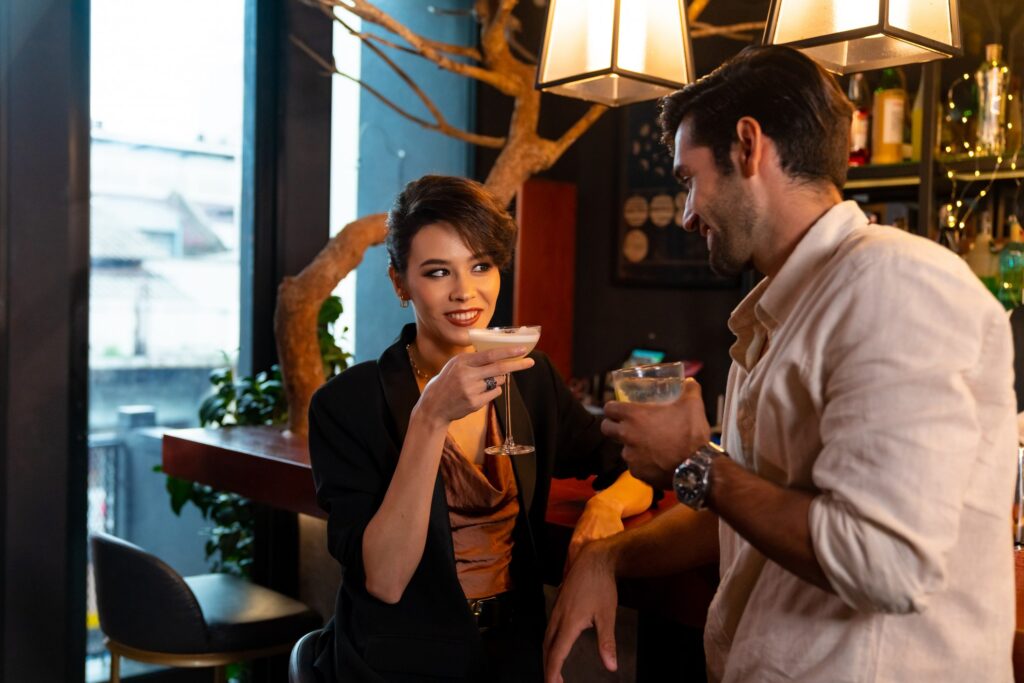 Anmachsprüche für Männer: Charmant, ehrlich & mit Humor zum Erfolg
