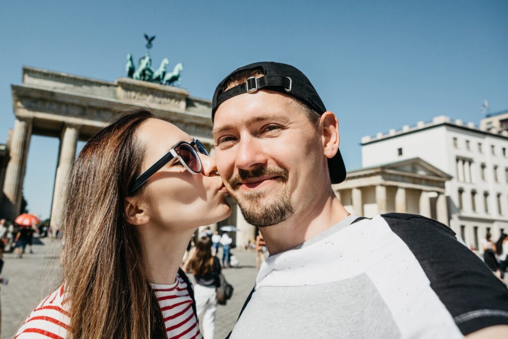 Berliner Singles: Mit Offenheit & Gefühl zur passenden Verbindung
