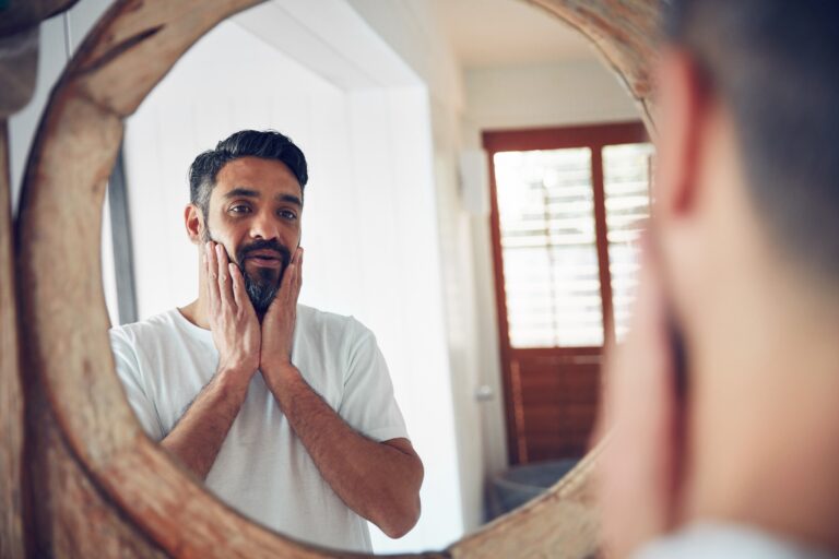 Midlife Crisis beim Mann: Wenn das Leben plötzlich neu sortiert werden will