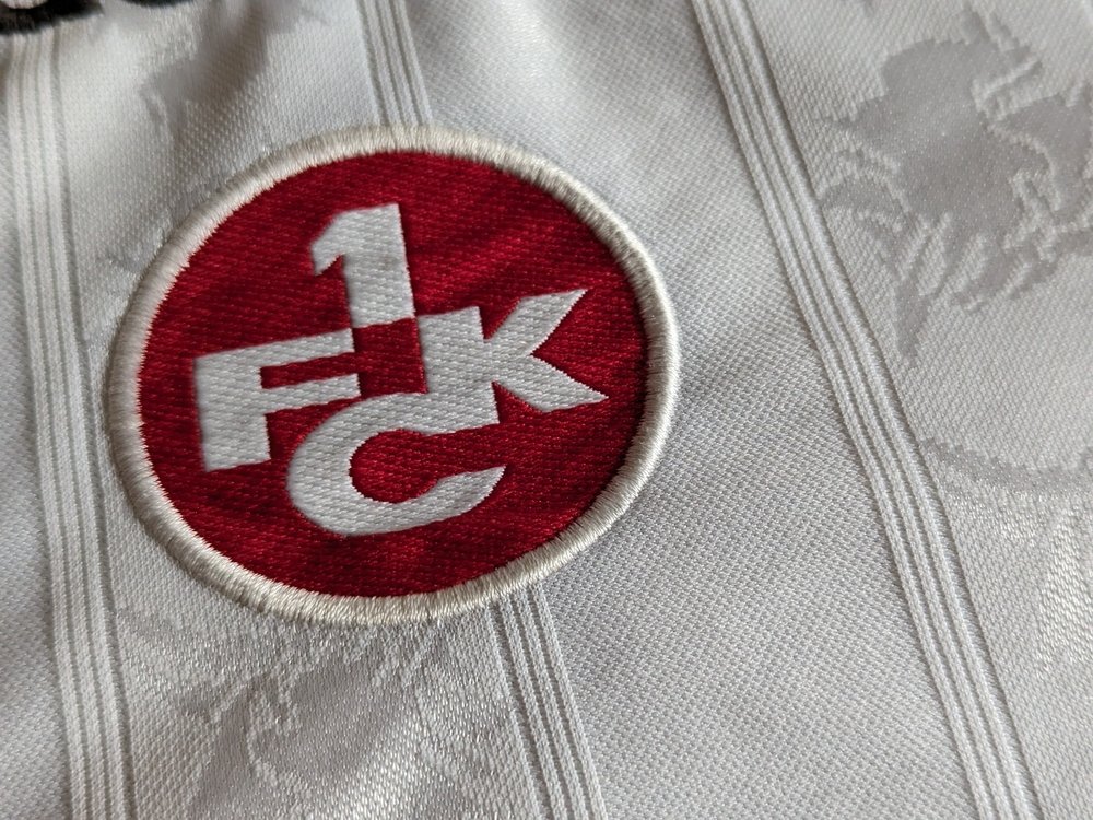 1. FC Kaiserslautern - KSC Tipps (Foto: Strahlengang / Shutterstock.com)