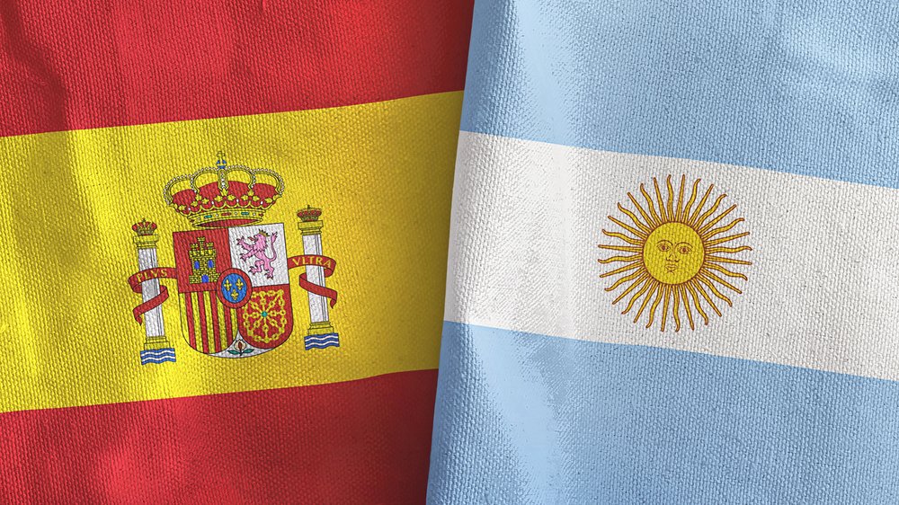 WM Wett-Tipp Spanien vs. Argentinien (Quelle: Shutterstock.com / NINA IMAGES)