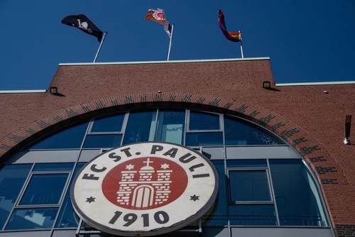 St. Pauli gegen Dortmund Tipp (Foto: Shutterstock/David Esser)