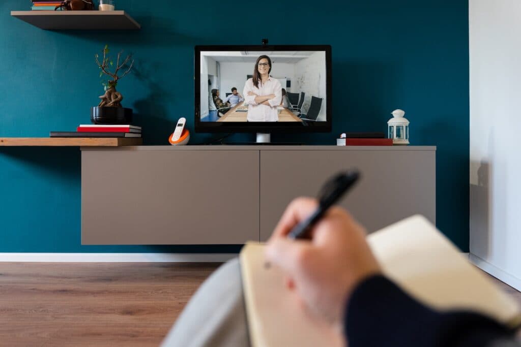 Sprachlern-Routine: Serie anschauen