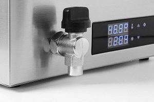 Im Sous Vide Garer Test - Zubehör und Ausstattung Ausstattung eines Sous Vide Garer im Testvergleich