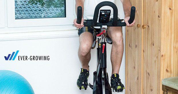 Profi Indoor Cycling MS500 von Miweba Sports - ein ergonomisch geformter Sportsattel und gepolsterte Armauflagen garantieren jede Menge Komfort