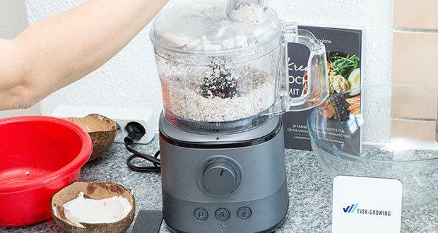 Springlane Universal Küchenmaschine Kaia im Test - Geschwindigkeitsregler ist stufenlos bedienbar und ermöglicht so die optimale Anpassung der Geschwindigkeit für noch präzisere Schneid-, Knet- und Mixergebnisse