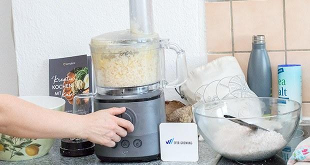 Springlane Universal Küchenmaschine Kaia im Test - Extra breiter Einfüllschacht