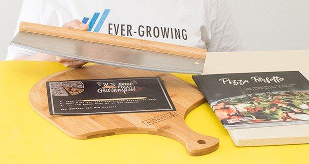 GARCON Pizzastein 4er Set im Test - das Pizzamesser liegt Dank dem durchgehenden Griff sicher in der Hand