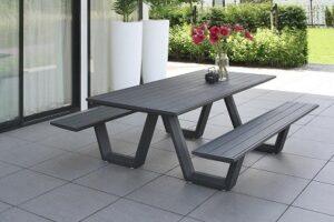 Das Interview über den Gartentisch von der Fonteyn Outdoor Living Mall