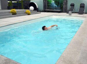 So lässt sich ein Pool winterfest machen Winterfester Pool