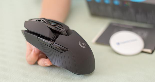Logitech G903 LIGHTSPEED kabellose Gaming-Maus im Test - dank der Energieeffizienz des HERO 16K-Sensors ermöglicht die G903 bis zu 140 Stunden Gaming bei aktivierter RGB-Beleuchtung und 180 Stunden ohne Beleuchtung