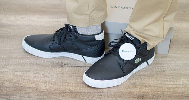 Lacoste Herren-Chukka Boots Gripshot im Test - Premium-Leder wird mit einer vulkanisierten Außensohle kombiniert, mit Fischgrät-Foxing und Colour-Pop Streifen