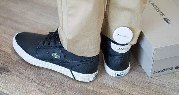 Lacoste Herren-Chukka Boots Gripshot im Test - Grünes Krokodillogo am seitlichen Schaft