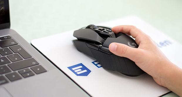 Logitech G903 LIGHTSPEED kabellose Gaming-Maus im Test - die G HUB Gaming-Software ermöglicht das Anpassen von 7–11 programmierbaren Maustasten