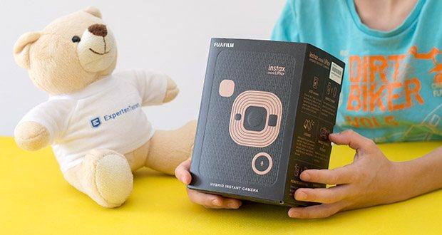 Fujifilm Instax Mini LiPlay Elegant Hybride Sofortbildkamera im Test - klein und leistungsstark
