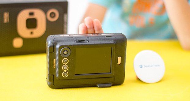 Fujifilm Instax Mini LiPlay Elegant Hybride Sofortbildkamera im Test - mit Selbstauslösefunktion