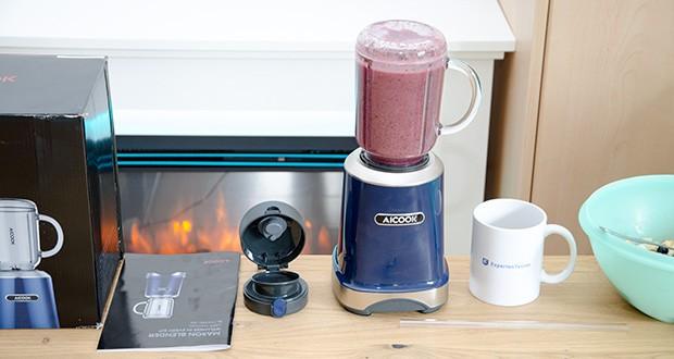 AICOOK Smoothie Maker im Test - einfach die Flasche einrasten, drehen, beginnen zu mixen zu einem gesünderen Lebensstil
