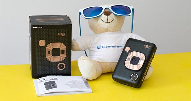 Fujifilm Instax Mini LiPlay Elegant Hybride Sofortbildkamera im Test - die Soundfunktion erstellt eine Audioaufnahme Ihres Moments, wandelt sie in einen QR-Code um und printet diesen auf das Sofortbild