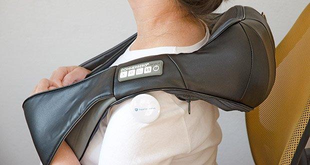 Donnerberg Nackenmassagegerät Premium NM089 im Test - erfolgt die Massage mit seinen 8 flexiblen Massageköpfen, in 3 einstellbaren Geschwindigkeiten und 2 Drehrichtungen