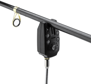 Ein Knicklicht kann als einfacher Bissanzeiger dienen. Einfach an die Schnur gehängt, zeigt es durch Bewegung an, wenn diese abgerollt wird.