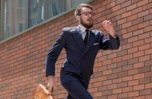 Modisch, Hochwertig und stillvoll. Bügelpuppen sparen dir Zeit und erleichtern den bereits stressigen Alltag.