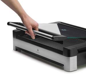 Im Idealfall sind elektrische Tischgrills sowohl für Indoor als auch für Outdoor geeignet, da den Produkten oft eine sehr geringe bis nicht vorhandene Rauchbildung zugesprochen wird.