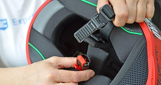 Broken Head Jack S. V2 Pro Motorradhelm im Test - Verschluss: Ratschenverschluss