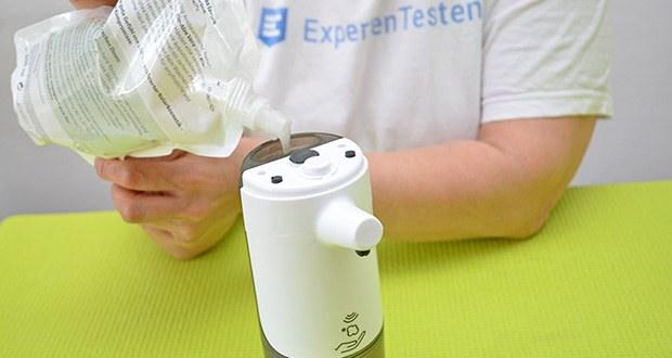 Farsaw Automatischer Seifenspender im Test - schäumendes Händedesinfektionsmittel kann direkt in den automatischen Handseifenspender geladen werden