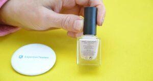 Woraus besteht ein Nagellack? Was sind die Inhaltsstoffe eines Nagellacks im Vergleich?