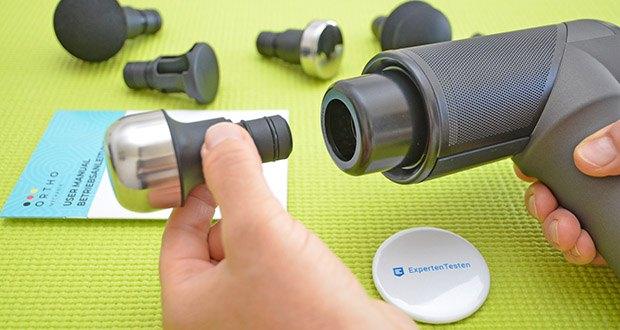 Orthomechanik OrthoGun 2.0 Massagepistole im Test - 2 metallüberzogene Aufsätze ermöglichen die hygienische Anwendung mit Massageöl