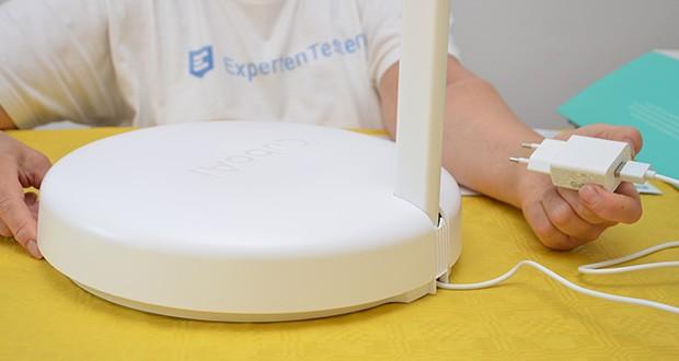 Cubo Ai Plus Smart Babyphone im Test - Bodenständer ermöglicht den freihändigen Zugriff auf die Live-Bilder des Babys