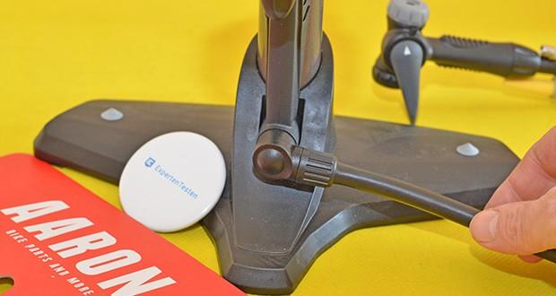 AARON Sport One Fahrradpumpe im Test - mit rutschfestem Standfuß