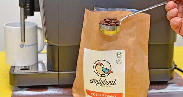 earlybird Bio ganze Bohne Kaffee Vollautomat im Test - der 25% Robusta-Anteil aus Indien sorgt für einen bittersüßen Schokoladengeschmack und für eine kräftige Basis
