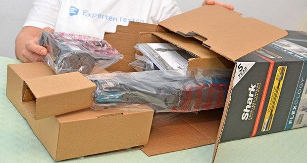 Shark Anti Hair Wrap Akku-Staubsauger IZ201EUT im Test - Maße: 118 x 26 x 24,5 cm; Gewicht: 4,1 kg