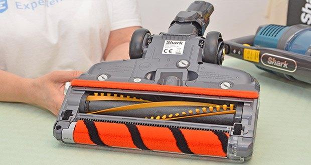 Shark Anti Hair Wrap Akku-Staubsauger IZ201EUT im Test - die einzigartige DuoClean-Bodendüse kombiniert zwei motorisierte Bürstenrollen, mit denen Sie Teppiche und Hartböden gleichermaßen reinigen können