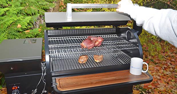 Burnhard Pelletsmoker Flint im Test - ist 'ne echte Aroma-Maschine und sorgt für zarte und vor Saft triefende Fleisch-Sensationen inklusive legendärem Smokering