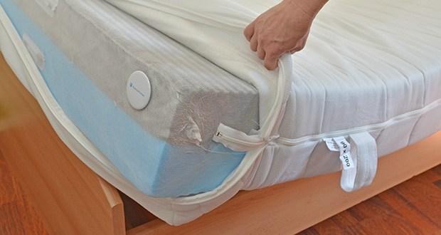 BeCo 2 Dreams Komfortschaum Matratze 90 x 200cm im Test - Matratzenkern: “Multi-Pad” Komfortschaum (RG 35 35 kg/m³) mit orthopädisch wirksamen Schulter-Entlastungs-Einlagen (Gelschaum RG 40 kg/m³) und Becken-Stütz-Einlagen (RG 35 kg/m³)