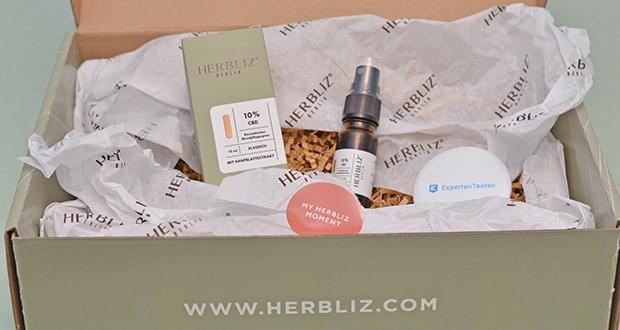 HERBLIZ Klassisch Vollspektrum CBD Ă–l 10% Mundpflegespray im Test - passt als handliches Mundspray in jede Tasche - auch fĂĽr unterwegs