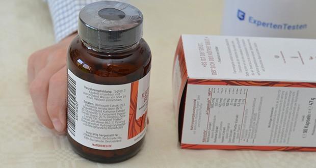 Naturtreu Flammengarde Kurkuma Weihrauch Ingwer Zimt Komplex im Test - Zutaten: Weihrauch-Extrakt 25:1 (Boswellia serrata, davon 85 % Boswelliasäure), Kurkuma-Extrakt 25:1 (davon 95 % Curcumin) Ingwer-Extrakt (davon 20 % Gingerol), Zimt-Extrakt 10:1, Schwarzer Pfeffer-Extrakt 50:1 (davon 94,3 % Piperin), Überzugsmittel: Hydroxypropylmethylcellulose (pflanzliche Kapselhülle)