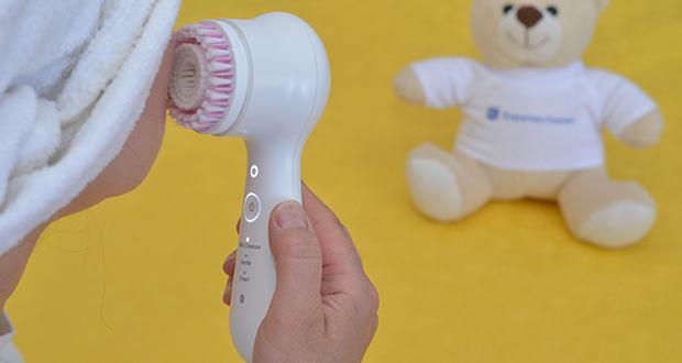 Clarisonic Mia Smart Gesichtsreinigungsbuerste im Test - das erste 3-in-1-Reinigungs-, Straffungs-, Massage- und Make-up-Gerät