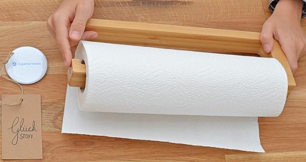 Glückstoff Bambus Küchenrollenhalter im Test - auf dem Bambushalter ist eine hauchdünne natürliche Ölschicht aufgetragen