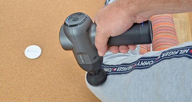 Bob and Brad C2 Massagepistole im Test - hilft den Muskeln, sich schneller zu erholen, Muskelschmerzen, Muskelermüdung und Milchsäurebildung zu reduzieren und vieles mehr